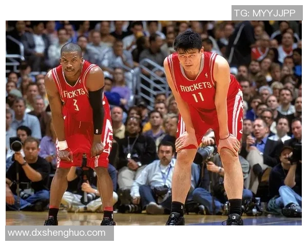 小姚明盖帽展现篮球天赋引发热议年轻球员的未来之星崛起之路 小姚明盖帽展现篮球天赋引发热议年轻球员的未来之星崛起之路